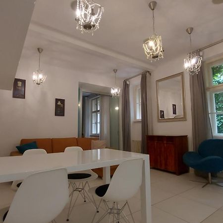 Beautiful Appartment In The Old Town Of 브라티슬라바 외부 사진